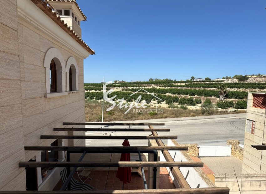 Resale - Semi-Detached Villa - Algorfa - La Finca Golf Resort