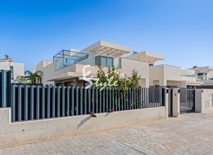 Resale - Semi-Detached Villa - Ciudad Quesada - La Marina