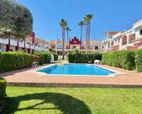 Resale - Semi-Detached Villa - Ciudad Quesada