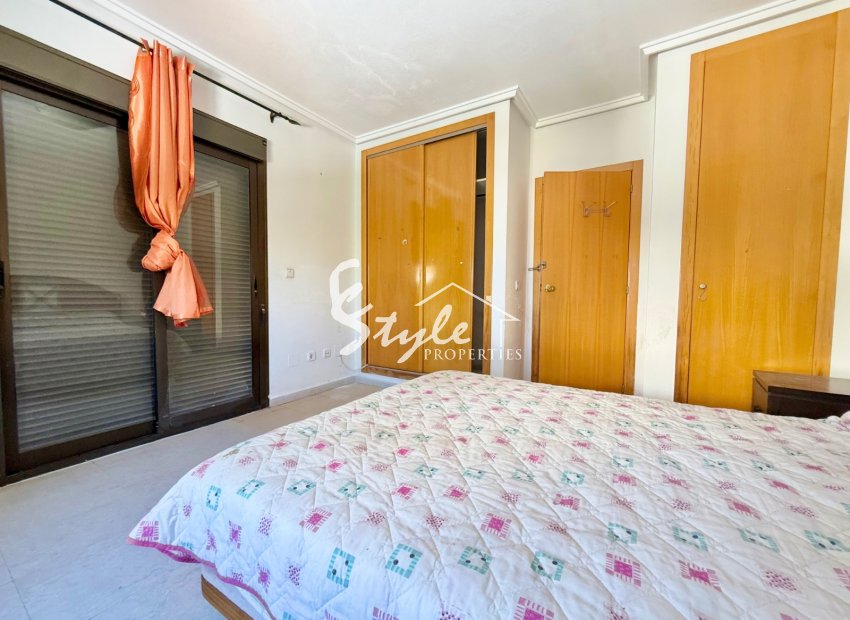 Resale - Semi-Detached Villa - Ciudad Quesada