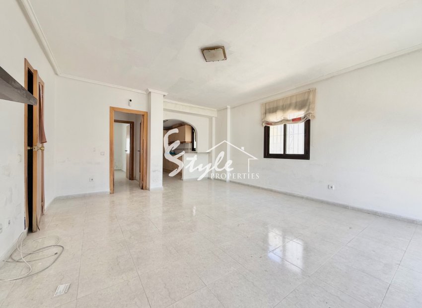 Resale - Semi-Detached Villa - Ciudad Quesada