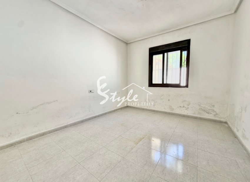 Resale - Semi-Detached Villa - Ciudad Quesada