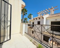 Resale - Semi-Detached Villa - Ciudad Quesada
