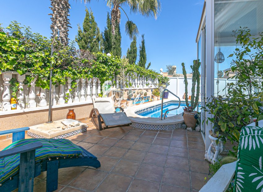 Resale - Semi-Detached Villa - La Zenia