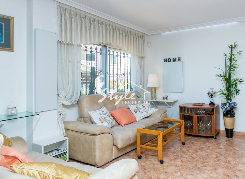 Resale - Semi-Detached Villa - La Zenia