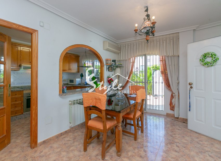 Resale - Semi-Detached Villa - La Zenia