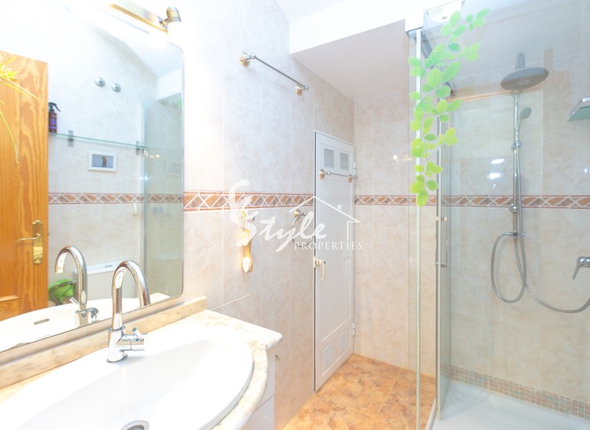 Resale - Semi-Detached Villa - La Zenia