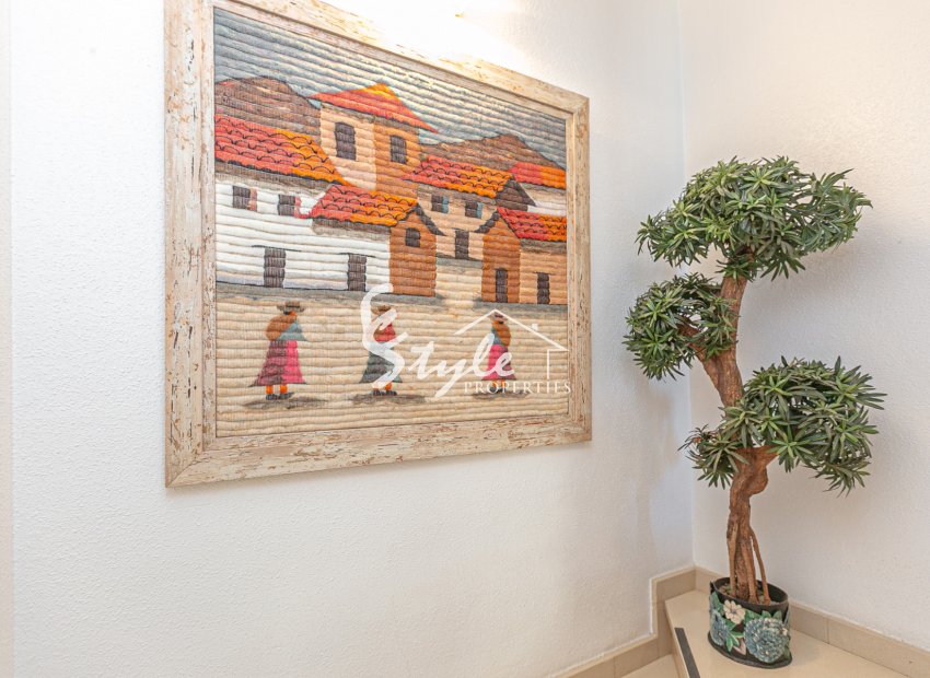 Resale - Semi-Detached Villa - La Zenia