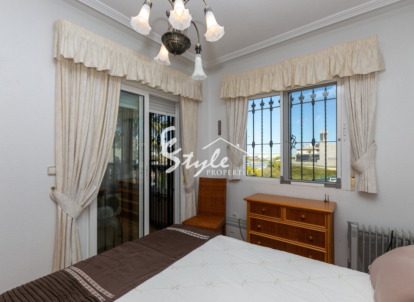 Resale - Semi-Detached Villa - La Zenia