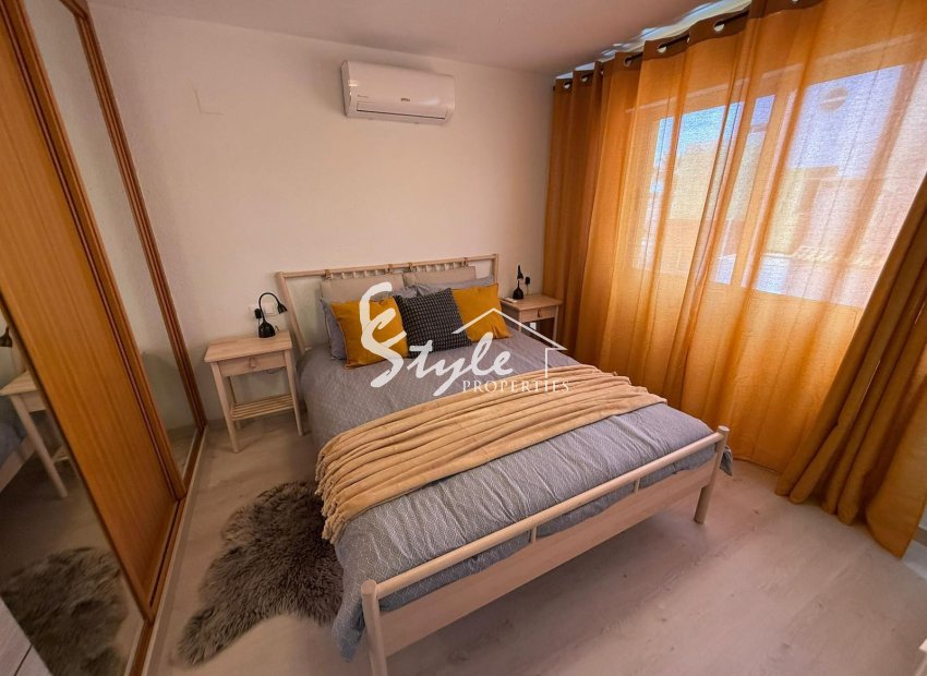 Resale - Semi-Detached Villa - Los Altos