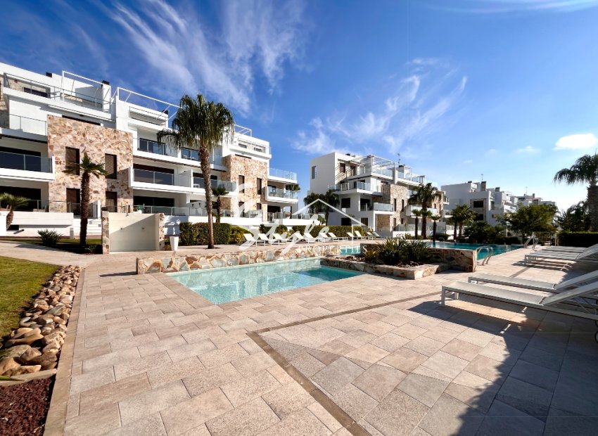 Resale - Semi - Detached Villa - Los Dolses