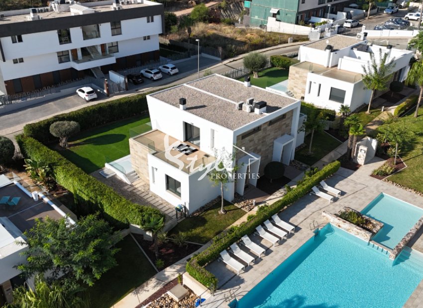 Resale - Semi - Detached Villa - Los Dolses