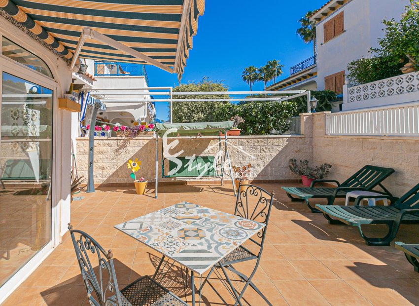 Resale - Semi - Detached Villa - Mil Palmeras - Riomar