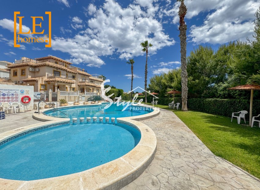 Resale - Semi-Detached Villa - Orihuela-Costa - La Zenia