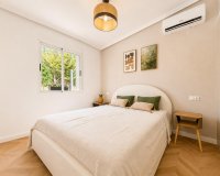 Resale - Semi-Detached Villa - Orihuela-Costa - Punta Prima