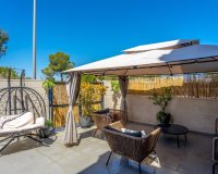 Resale - Semi - Detached Villa - Orihuela Costa  - Villamartin