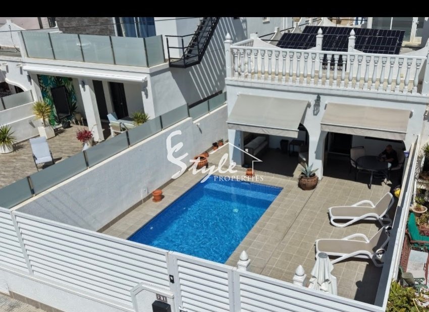 Resale - Semi-Detached Villa - San Miguel De Salinas - Costa Blanca