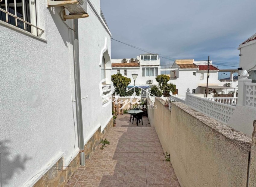 Resale - Semi - Detached Villa - San Miguel De Salinas