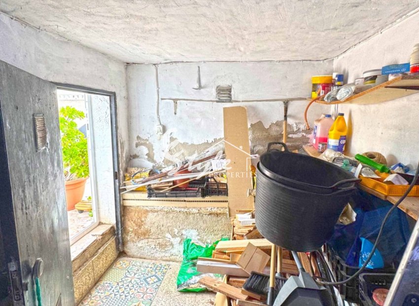 Resale - Semi - Detached Villa - San Miguel De Salinas