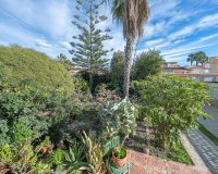 Resale - Semi-Detached Villa - Torrevieja - El Chaparral