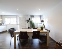 Resale - Semi - Detached Villa - Torrevieja