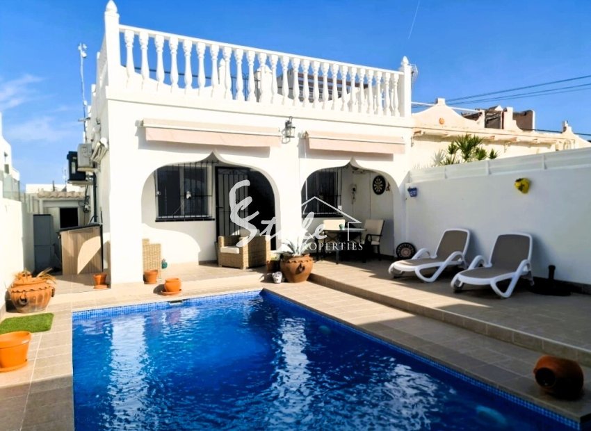 Resale - Semi-Detached Villa - Villamartin, Orihuela Costa - Costa Blanca