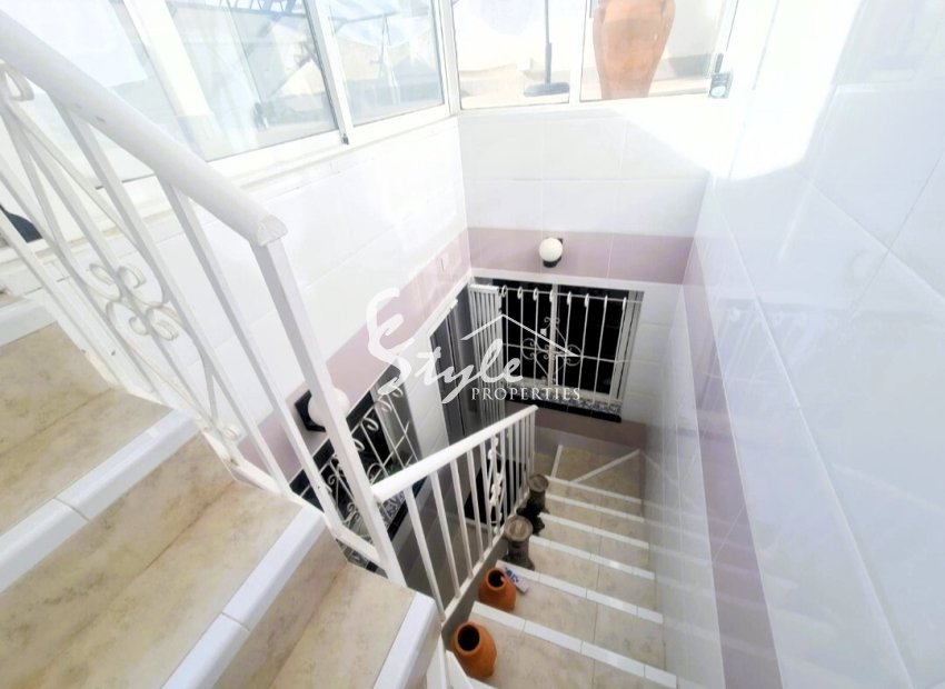 Resale - Semi-Detached Villa - Villamartin, Orihuela Costa - Costa Blanca