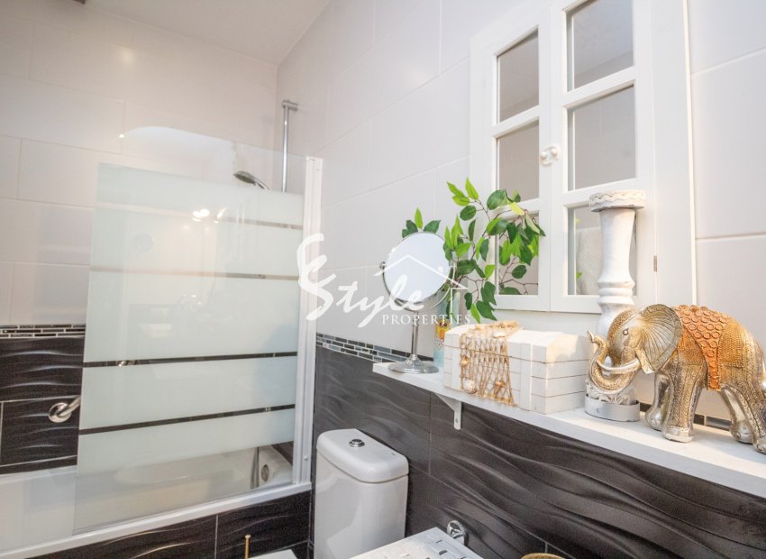 Resale - Semi - Detached Villa - Villamartin, Orihuela Costa - Fortuna