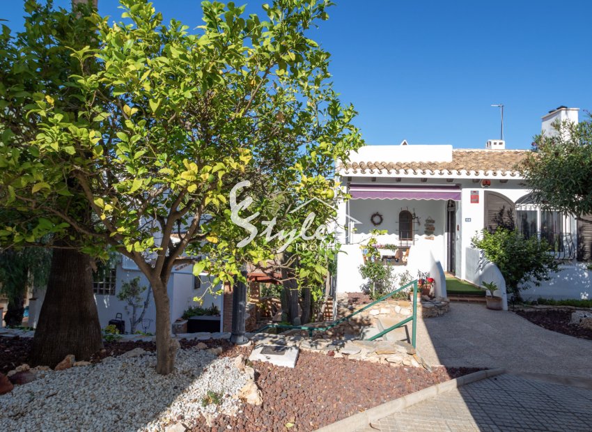 Resale - Semi - Detached Villa - Villamartin, Orihuela Costa - Fortuna