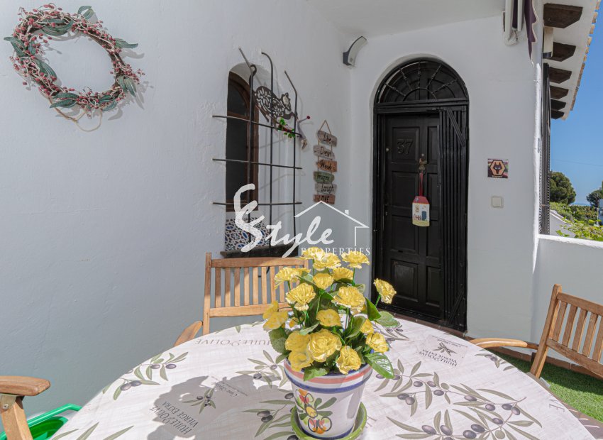 Resale - Semi-Detached Villa - Villamartin, Orihuela Costa - Fortuna