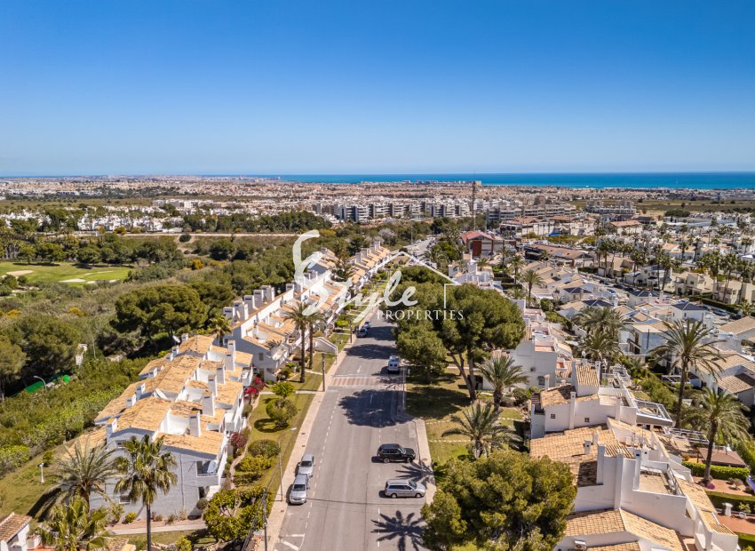 Resale - Semi-Detached Villa - Villamartin, Orihuela Costa - Fortuna