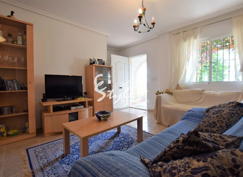 Resale - Semi-Detached Villa - Villamartin, Orihuela Costa - Las Filipinas