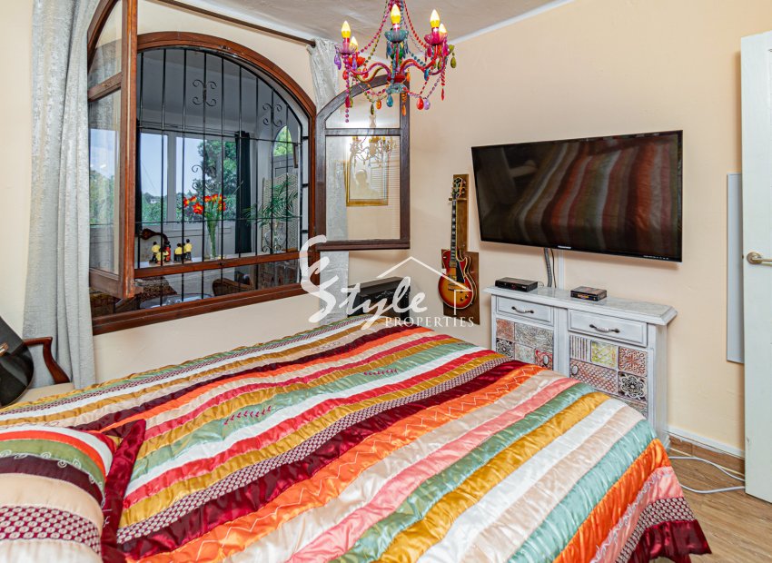 Resale - Semi-Detached Villa - Villamartín - Villamartin