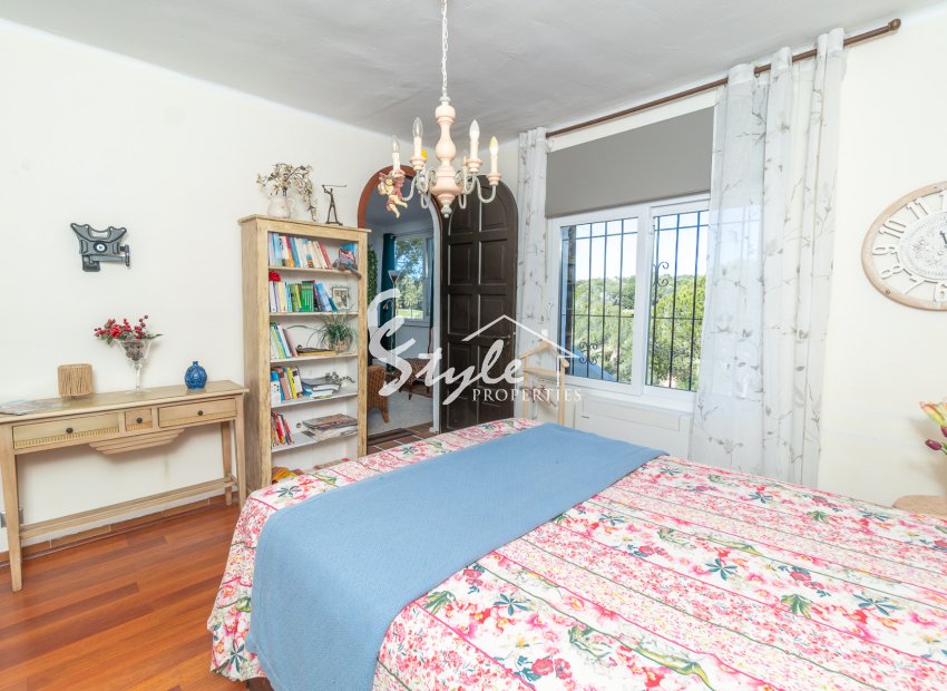 Resale - Semi-Detached Villa - Villamartín - Villamartin