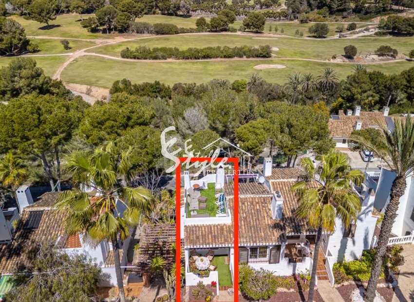 Resale - Semi-Detached Villa - Villamartín - Villamartin