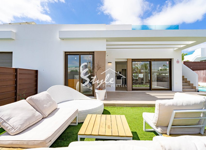 Resale - Semi-Detached Villa - Vistabella Golf