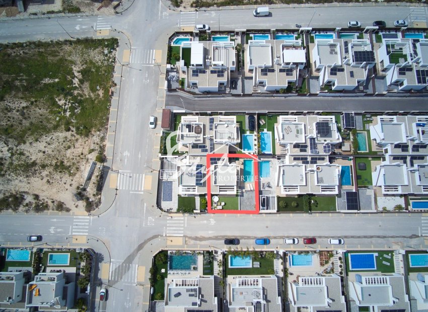 Resale - Semi-Detached Villa - Vistabella Golf