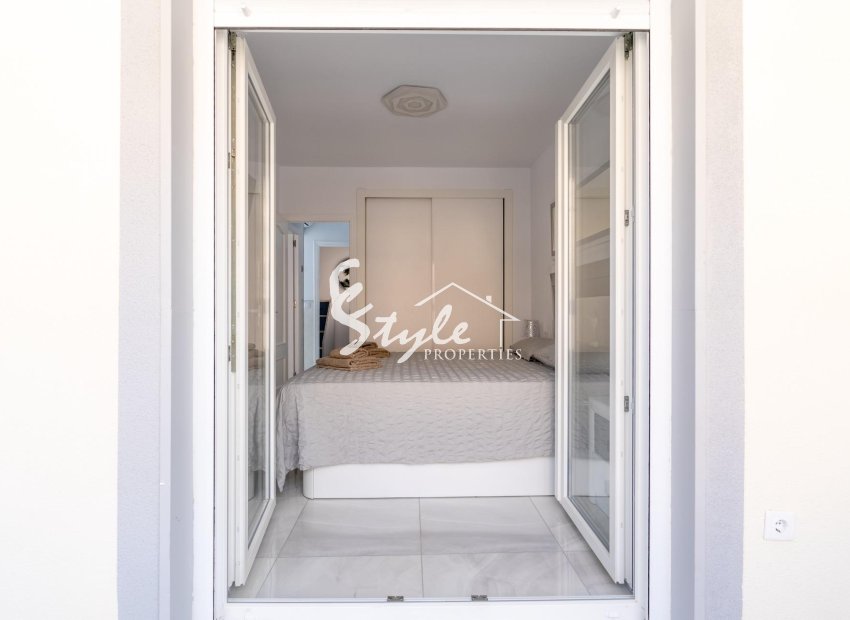 Resale - terraced house - Torrevieja - Punta Prima