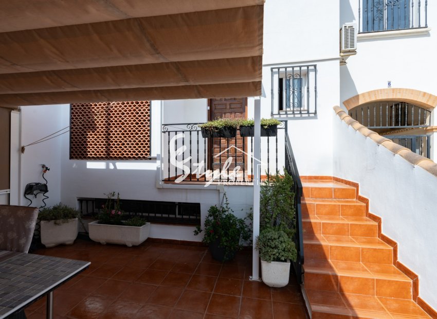Resale - Townhouse - Alicante - Monte Y Mar