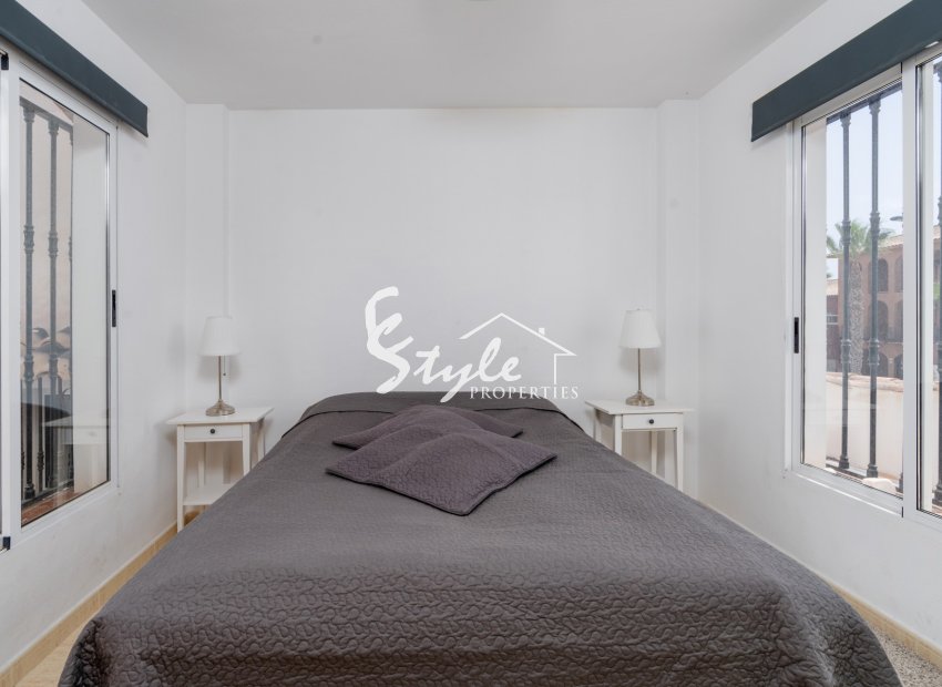 Resale - Townhouse - Alicante - Monte Y Mar