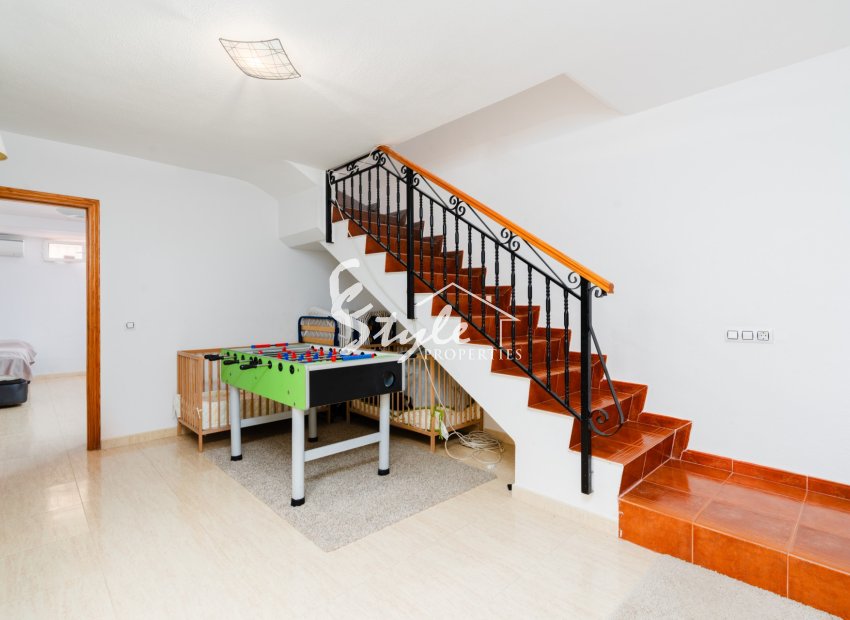 Resale - Townhouse - Alicante - Monte Y Mar