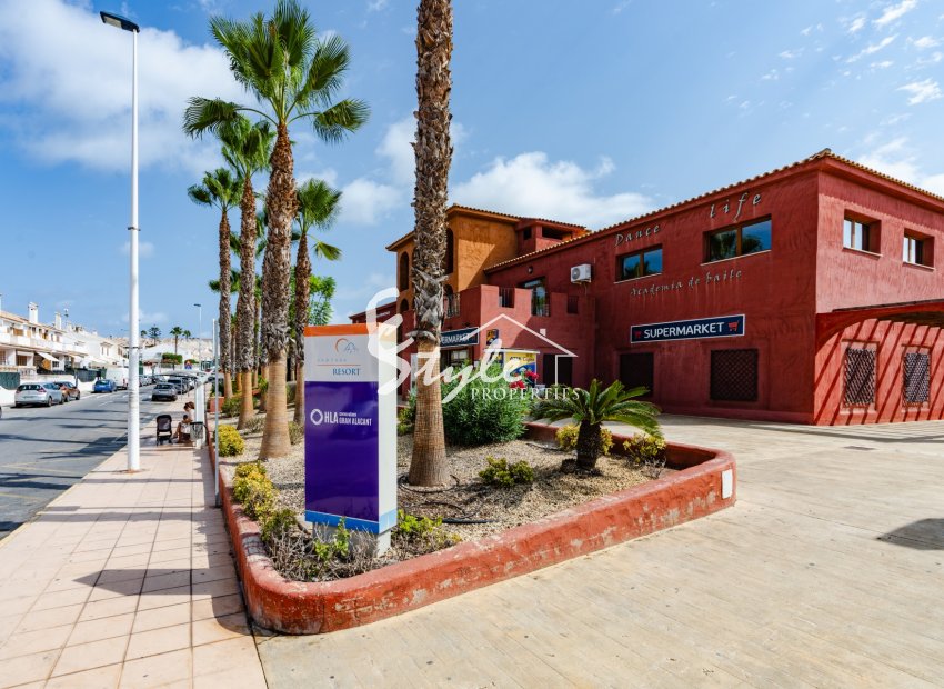 Resale - Townhouse - Alicante - Monte Y Mar