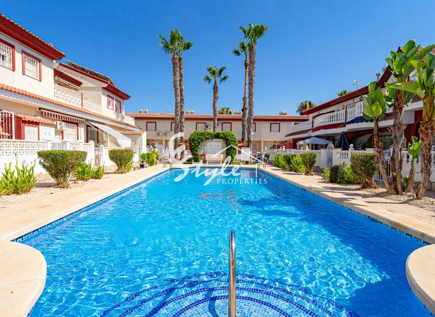 Resale - Townhouse - Ciudad Quesada - Doña Pepa