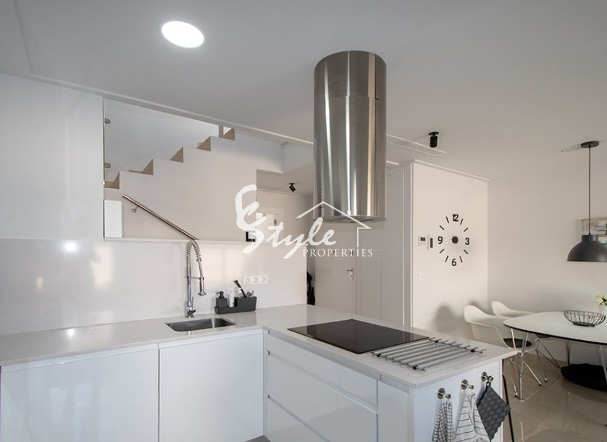 Resale - Townhouse - Ciudad Quesada