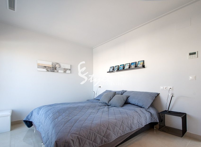 Resale - Townhouse - Ciudad Quesada
