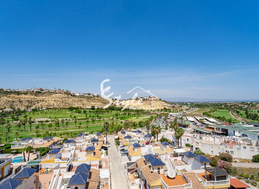 Resale - Townhouse - Ciudad Quesada