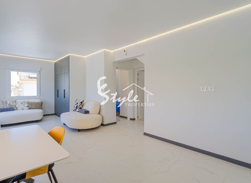Resale - Townhouse - Ciudad Quesada