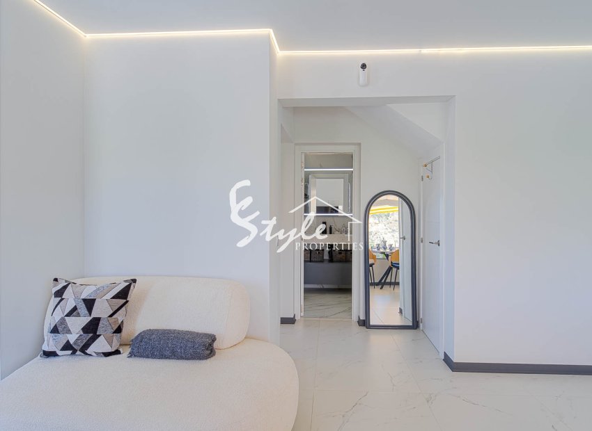 Resale - Townhouse - Ciudad Quesada