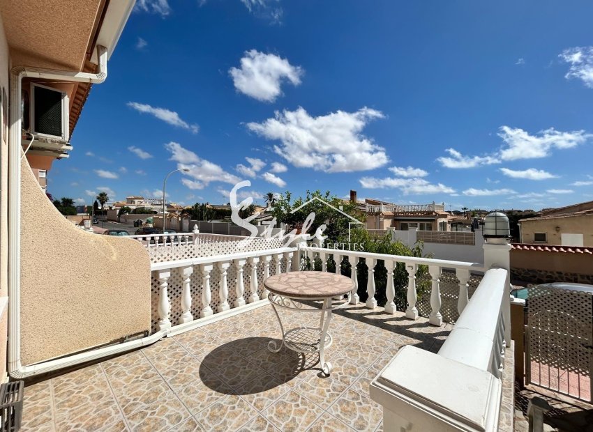 Resale - Townhouse - La Florida