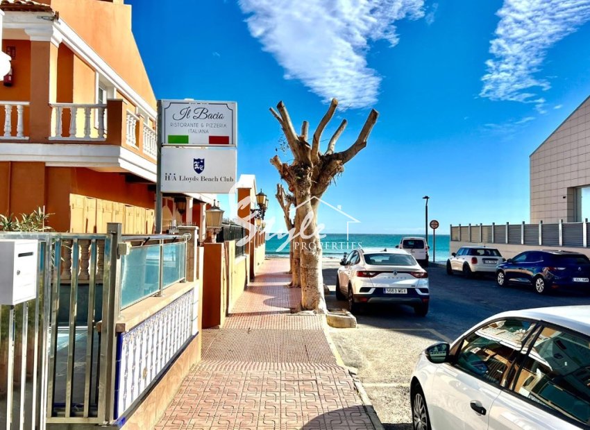 Resale - Townhouse - La Mata